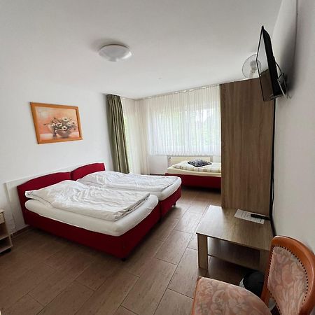 Hotel Restaurant Neffelthal Керпен Екстериор снимка